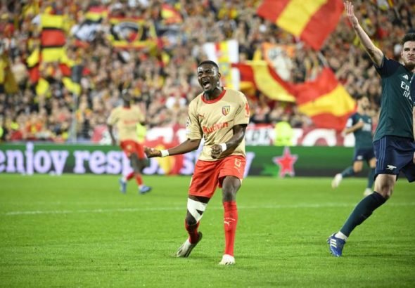 l'Équipe sur Salis Abdul Samed académicien jmg de djekanou qui joue avec le RC Lens